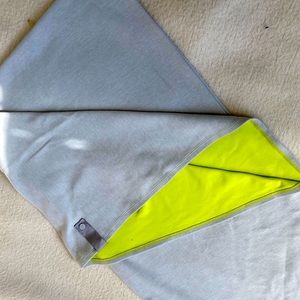 Lululemon Vinyasa Scarf